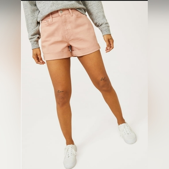 Free Assembly Blush Pink Rolled Cuff Jean Shorts Size 8 - Picture 2 of 16
